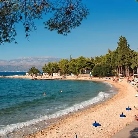2 Bedrooms With Sea View Terrace And Wifi At 1 Km Away From The Apartment *