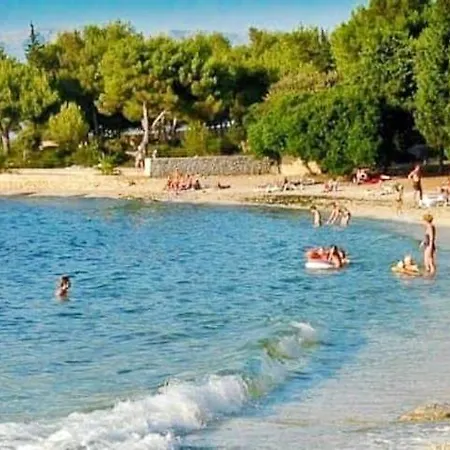 Apartment 2 Bedrooms With Sea View Terrace And Wifi At 1 Km Away From The